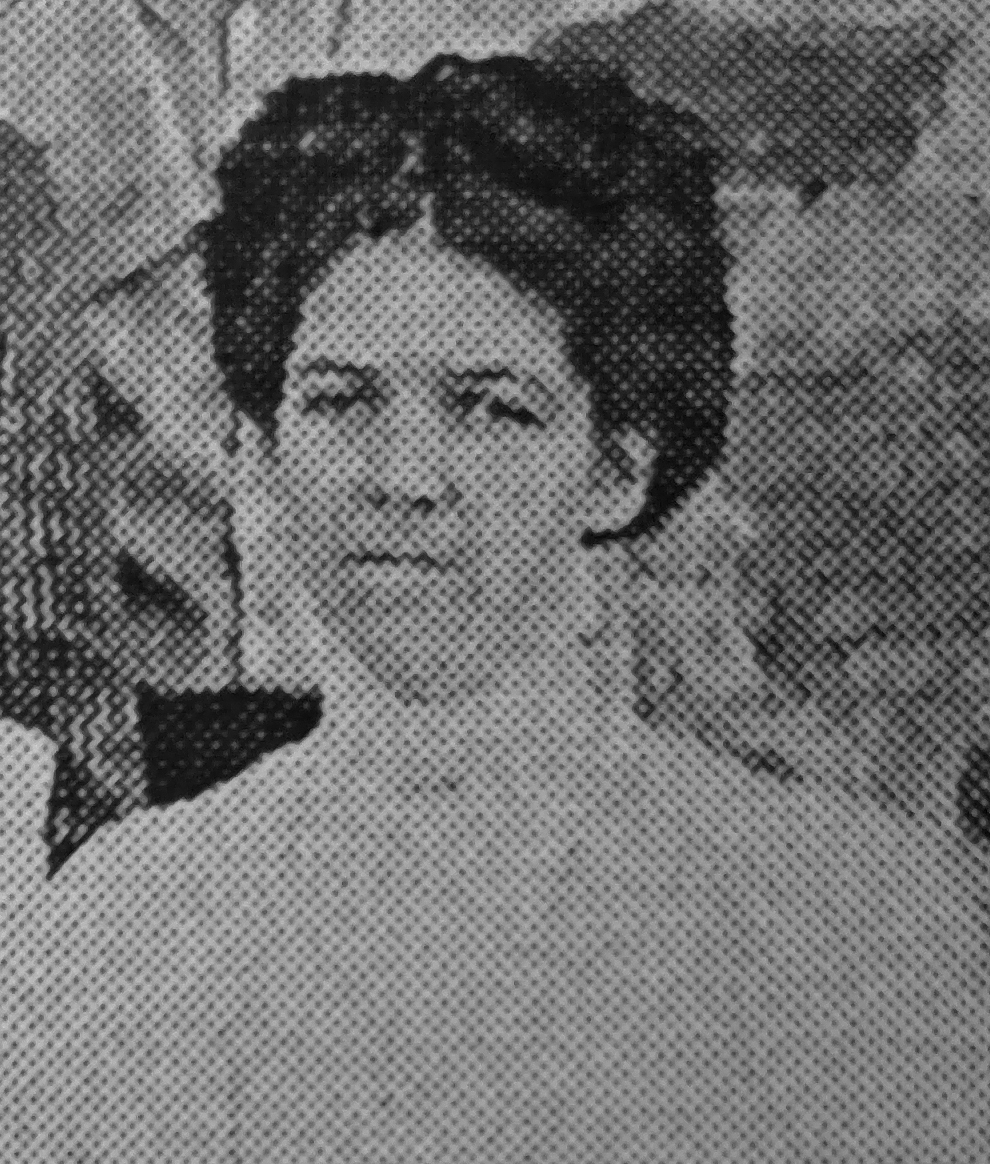 Photo of photos/Flora McKenzie at Morchard School 1910 as music teacher